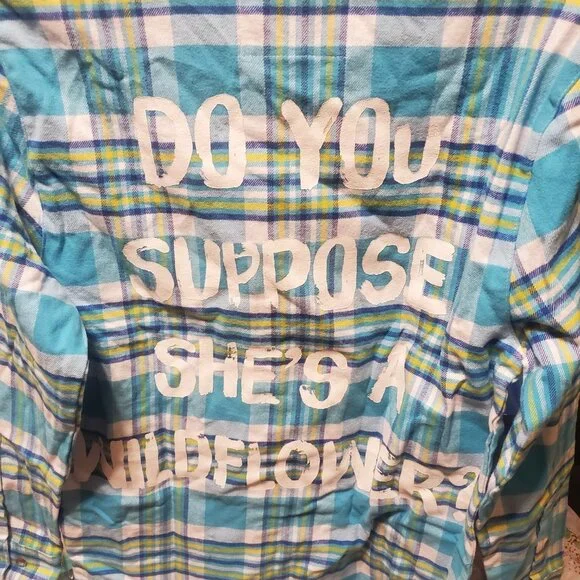 Cakeworthy Disney Alice In Wonderland Blue Flannel Shirt NWT - Picture 4 of 4